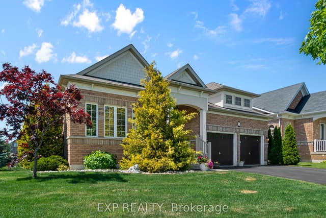 Detached at 9001 Tristar Crescent, Niagara Falls, ON L2G 0E6