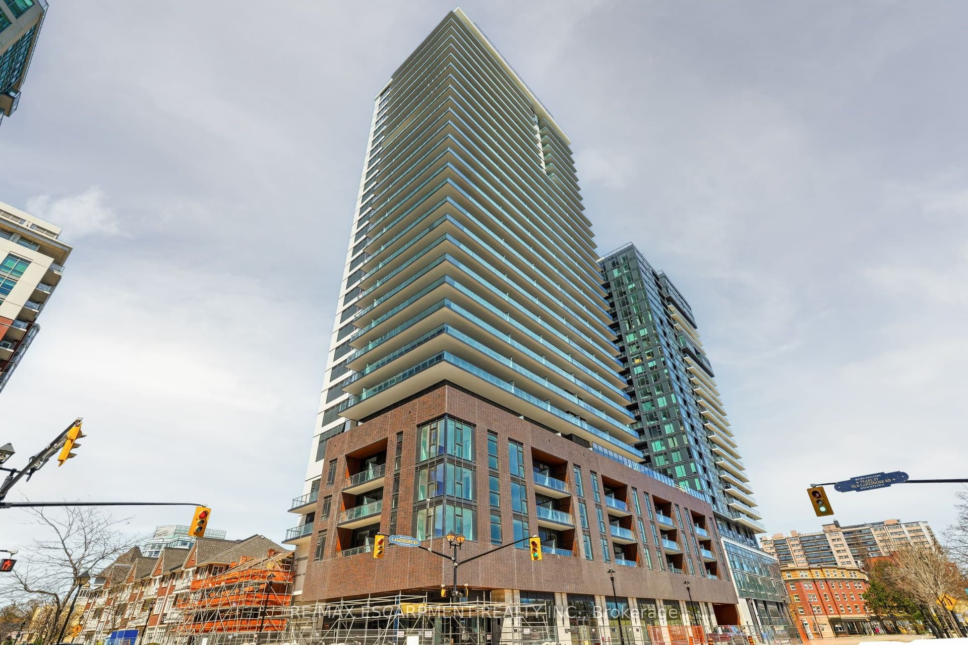 Suite 1106 · Floor 11, Unit 1106 · 2075 Lakeshore Rd