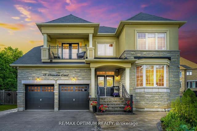 Detached at 18 Deanston Court, Brampton, ON L6X 2Z7
