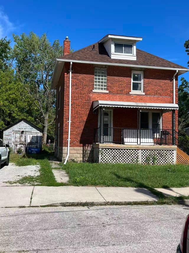 Detached at 182 Josephine Avenue, Windsor, ON N9B 2K8