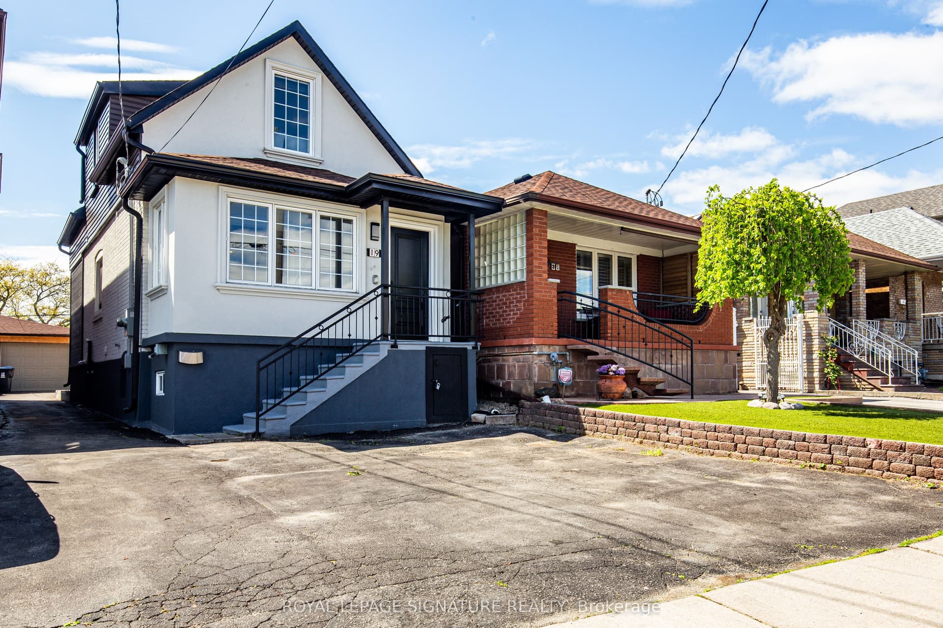 19 Schell Ave