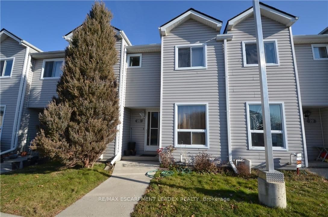 Suite 23, Unit 23 · 490 Grey St E