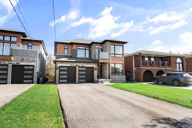 Detached at 41 St Andrews Boulevard, Toronto, ON M9R 1W2, Toronto W09