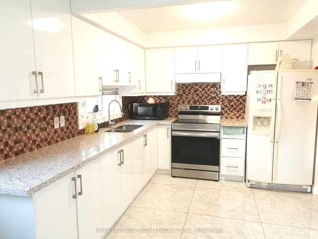 Semi-Detached at 25 Picola Court Master bedroom, Toronto, ON M2H 2N2, Toronto C15