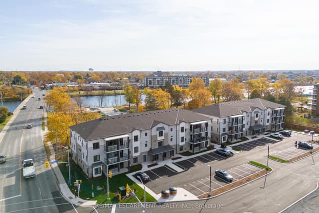 Condo Apartment at 123 Lincoln Street 107, Welland, ON L3C 0L3