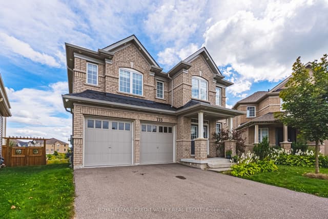 Detached at 733 Gilmour Crescent W, Shelburne, ON L9V 3X3