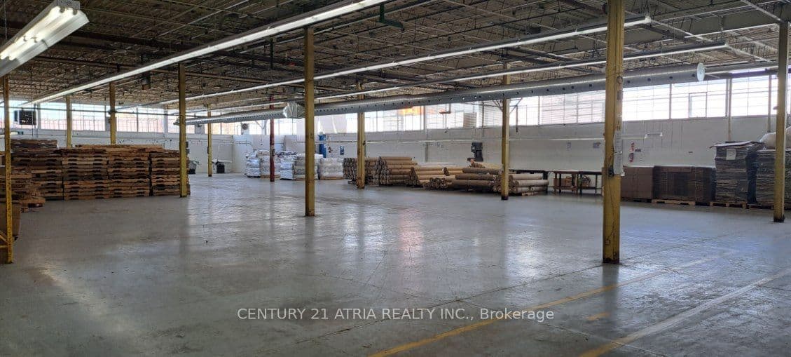 Unit 3, Unit 3 · 110 Mack Ave S