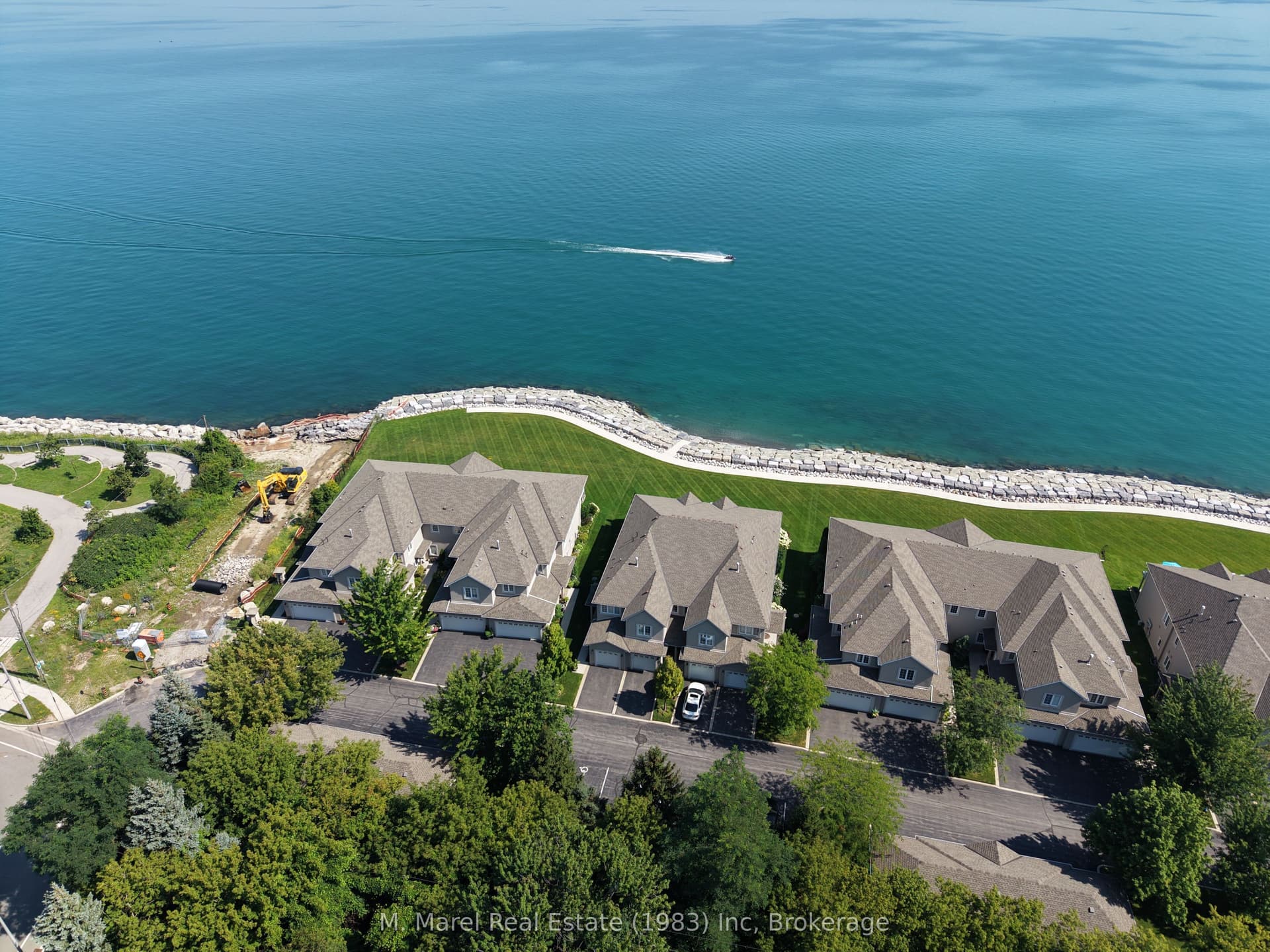 Suite 7, Unit 7 · 484 Millen Rd
