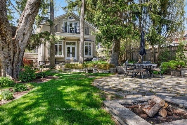 Detached at 41 Kennedy Street W, Aurora, ON L4G 2L6