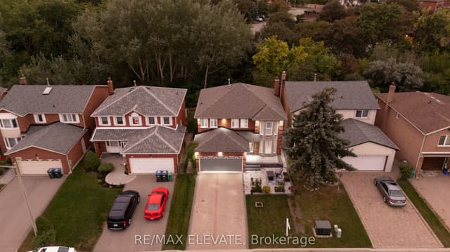 Detached at 4242 Petersburg Crescent, Mississauga, ON L4Z 2T3