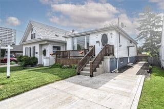 Detached at 9 East 33rd Street LOWER, Hamilton, ON L8V 3S9
