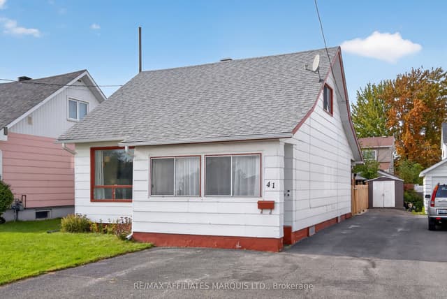 Detached at 41 Eleventh Street E, Cornwall, ON K6H 2Y3