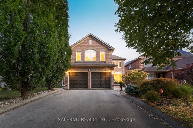 Detached at 192 Veneto Drive, Vaughan, ON L4L 8X6