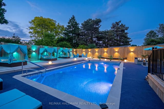 Detached at 119 Charlotte Place, Kitchener, ON N2B 2K4