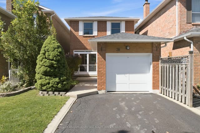 Detached at 38 White Boulevard, Vaughan, ON L4J 5Z3