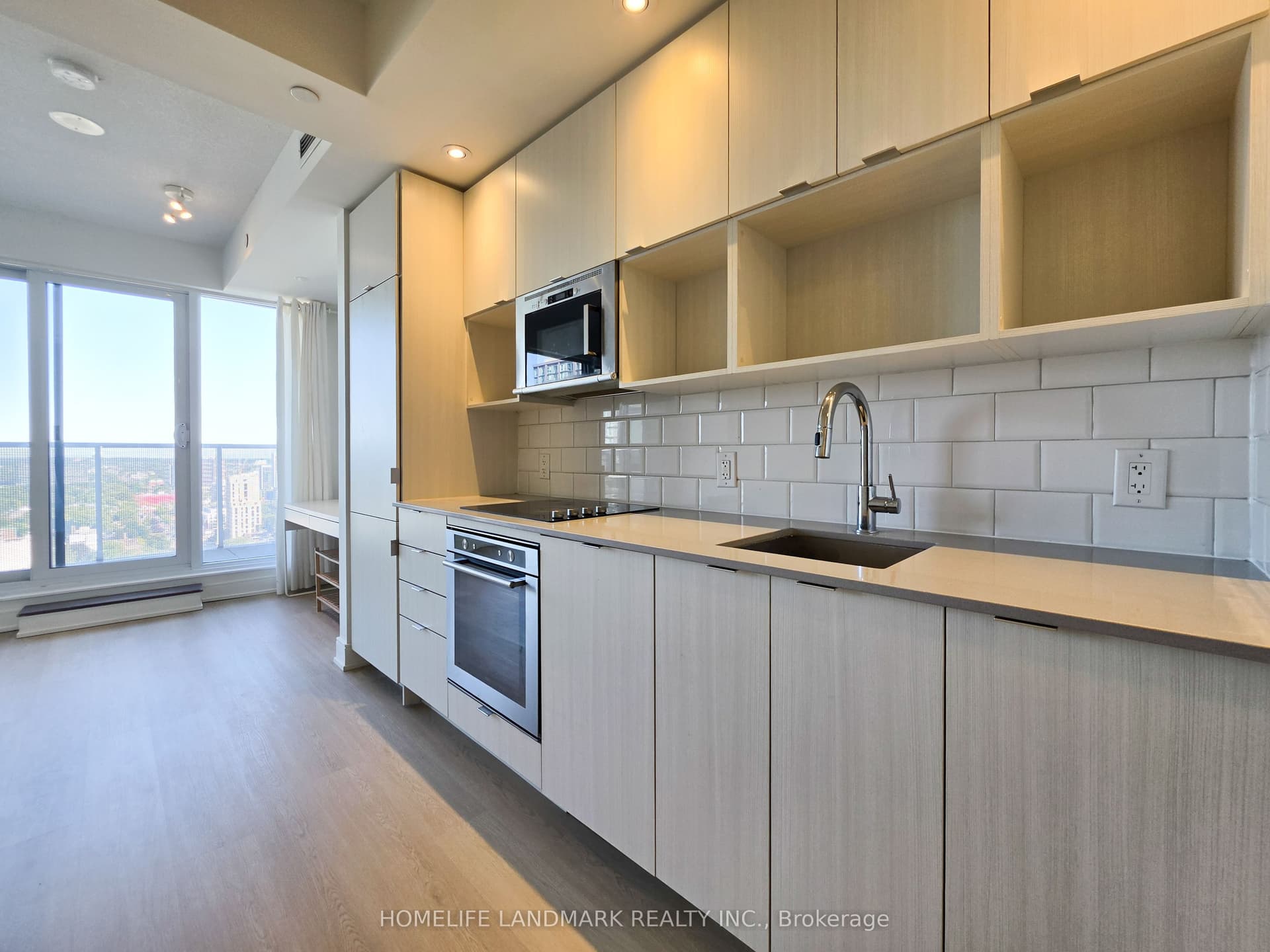 Suite 2507 · Floor 25, Unit 2507 · 89 Mcgill St