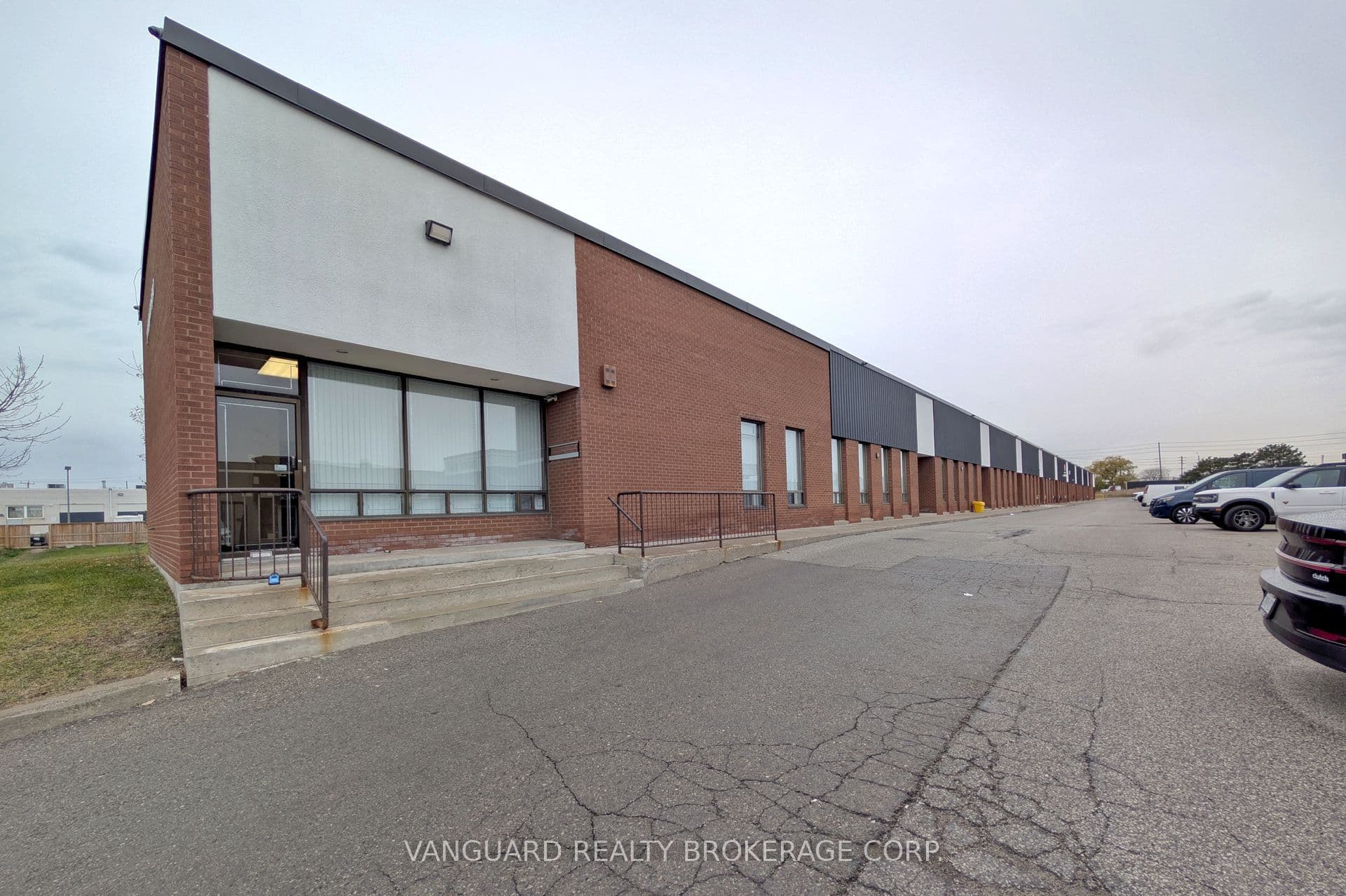 Unit 1-2 · 20 Baywood Rd