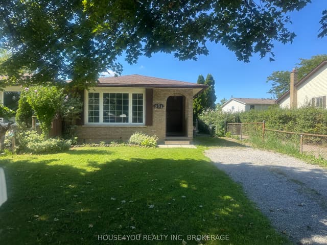 Semi-Detached at 251 St Augustine Drive, St. Catharines, ON L2P 3L9