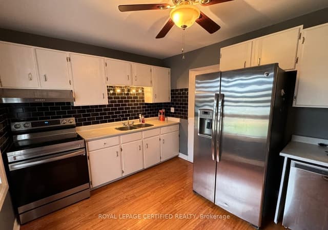 Att/Row/Townhouse at 29 Greene Drive, Brampton, ON L6V 2P2