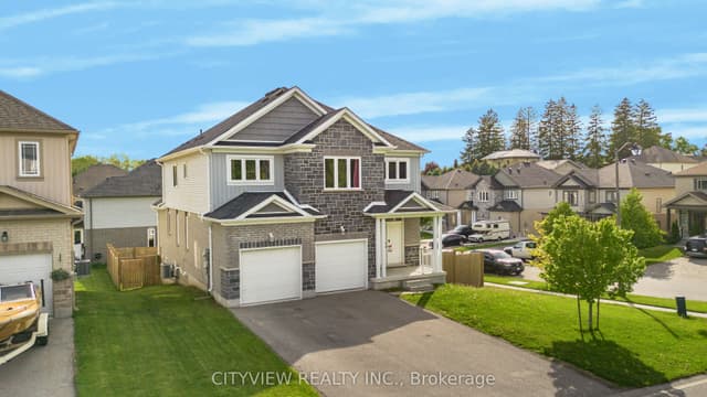 Detached at 28 Hartfield Street, Ingersoll, ON N5C 0C4