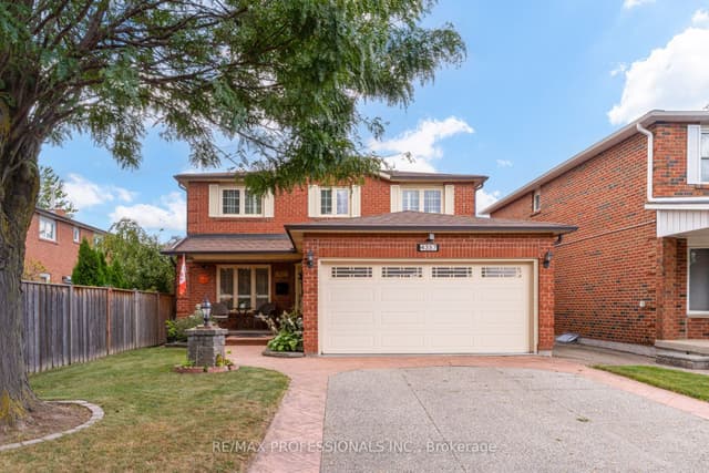 Detached at 4357 Poltava Crescent, Mississauga, ON L4W 3B9