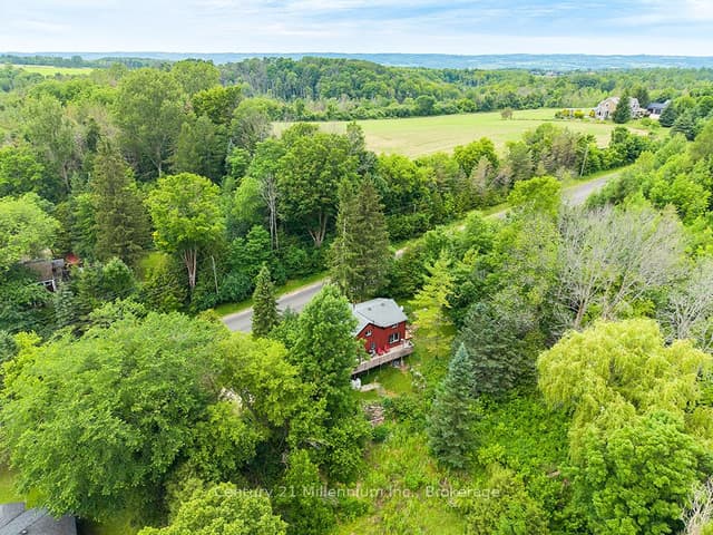 Detached at 415877 Tenth Line, Blue Mountains, ON N0H 1J0