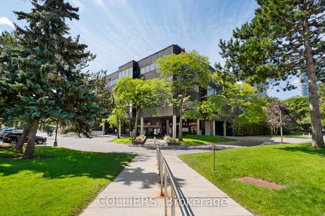 Office at 2255 Sheppard Avenue E 400, Toronto, ON M2J 5B4, Toronto C15