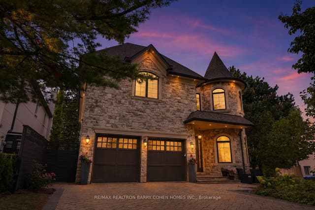 Detached at 100 Munro Boulevard, Toronto, ON M2P 1C4, Toronto C12