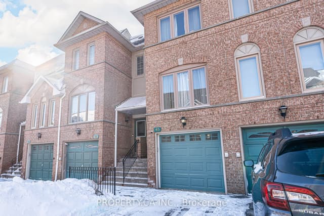Condo Townhouse at 1050 Bristol Road W 45, Mississauga, ON L5V 2E8