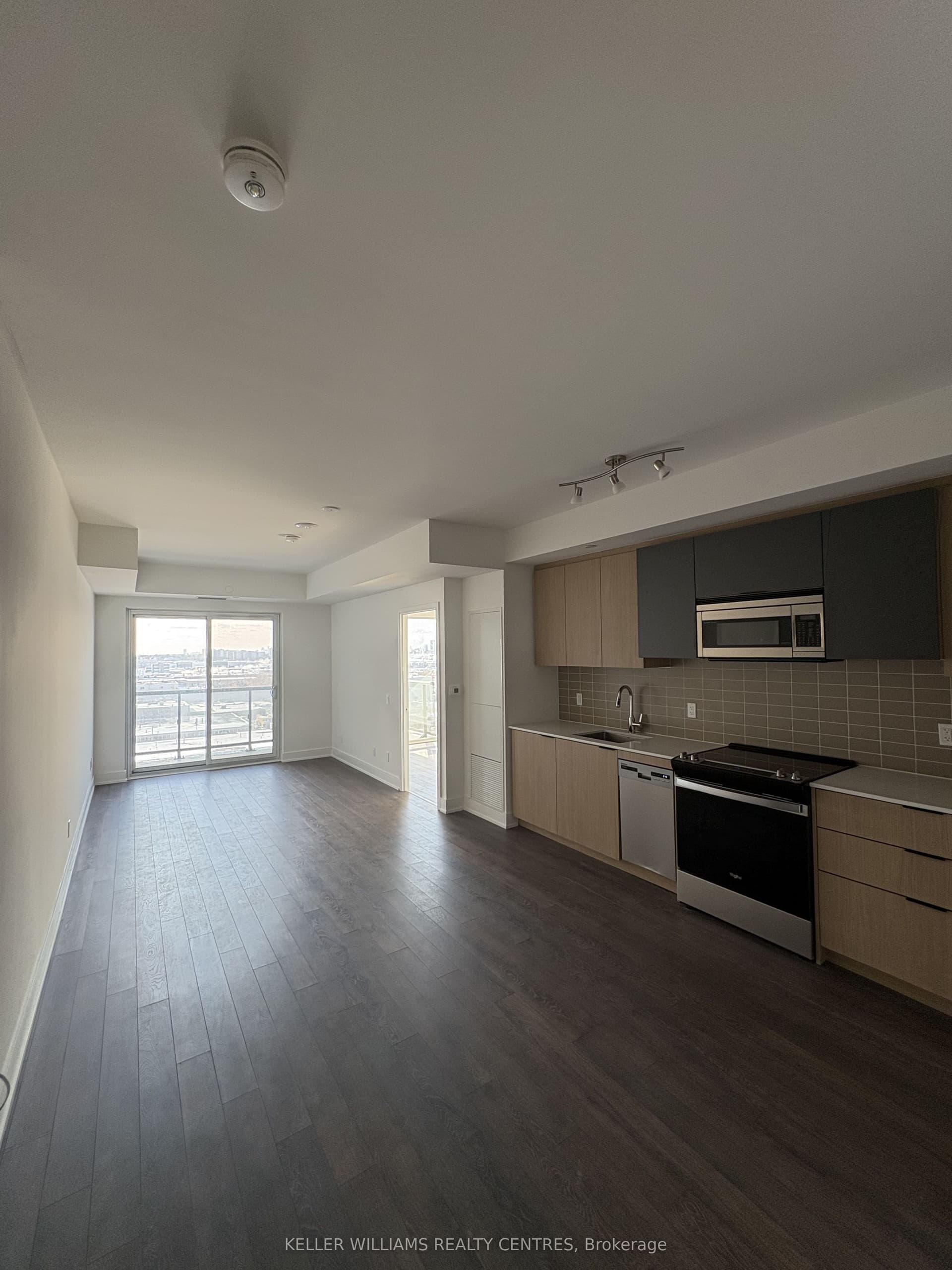 Suite 1001 · Floor 10, Unit 1001 · 1350 Ellesmere Rd