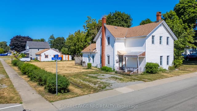 Detached at 592 Fielden Avenue, Port Colborne, ON L3K 4V4