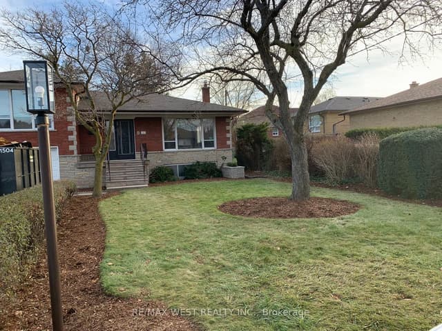 Detached at 35 Lilywood Road Main, Toronto, ON M6B 1V6, Toronto W04
