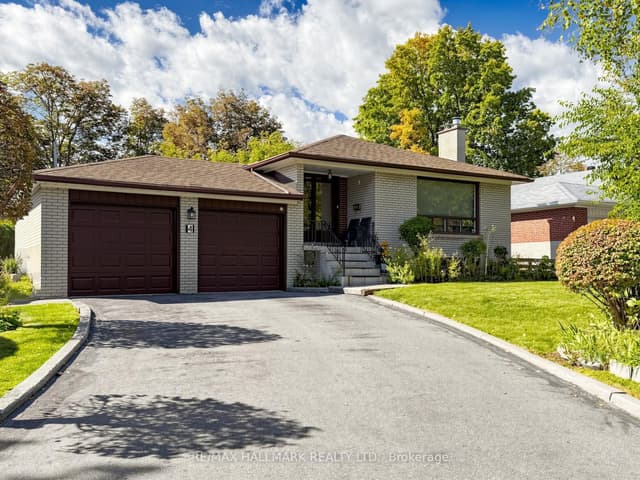 Detached at 4 Multiflora Place, Markham, ON L3T 2W5