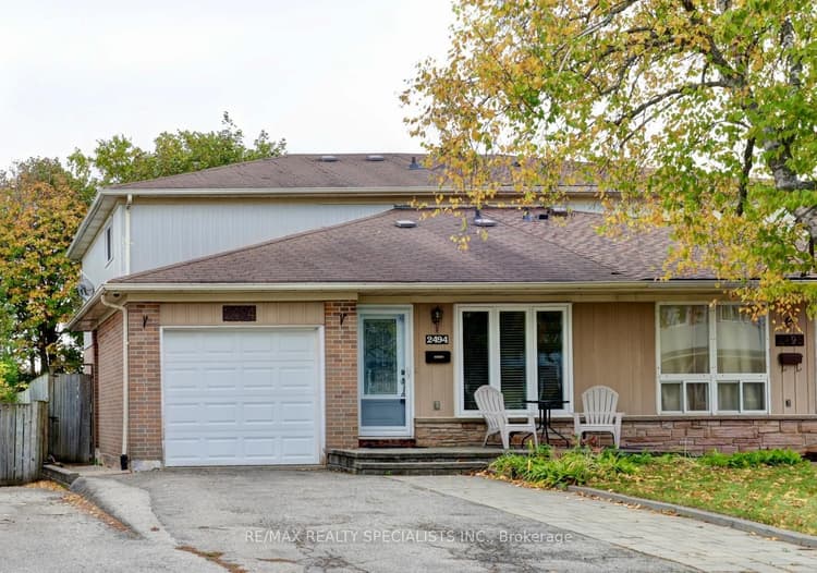 2494 Barcella Crescent
