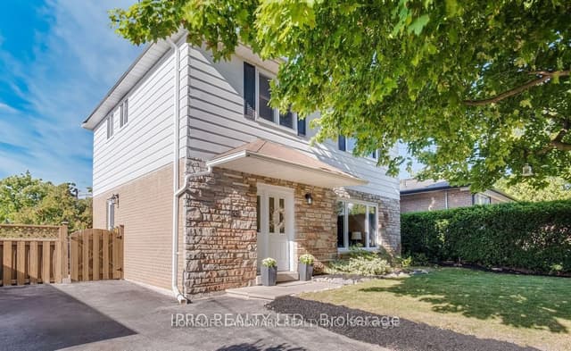 Detached at 755 Botany Hill Crescent BSMT, Newmarket, ON L3Y 3A7