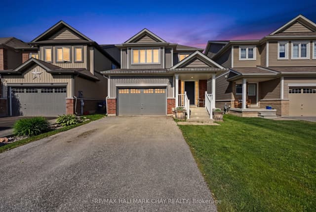 Detached at 32 Jones Street, New Tecumseth, ON L9R 0R5