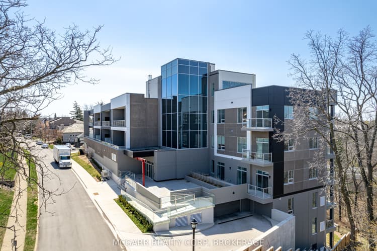 77 Yates Street
