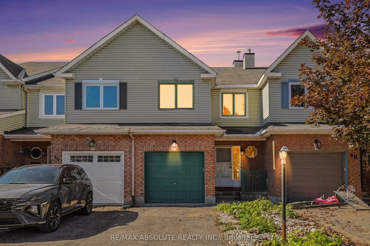 42 Roblyn Way