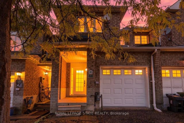 Att/Row/Townhouse at 44 Viewcrest Circle, Toronto, ON M9W 7G6, Toronto W10