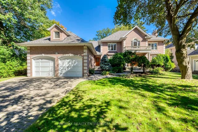 Detached at 1599 Glenburnie Road, Mississauga, ON L5G 3C9