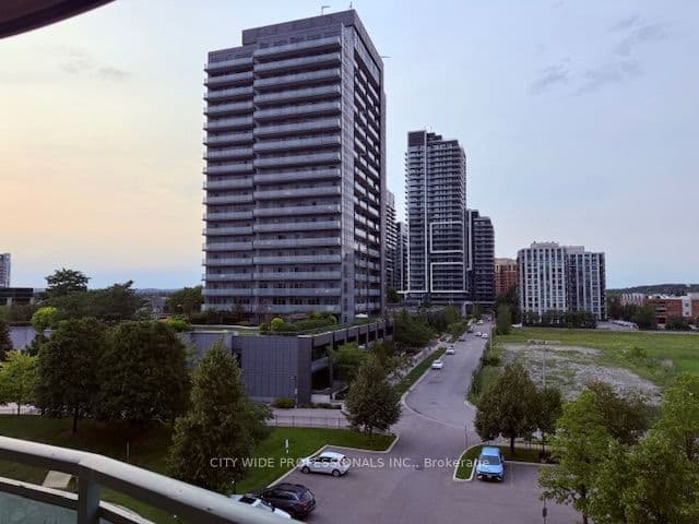 Condo Apartment at 39 Oneida Crescent 509, Richmond Hill, ON L4B 4T9