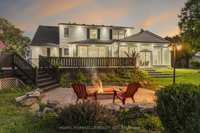 Detached at 8793 Thorold Stone Road, Niagara Falls, ON L2E 6S4