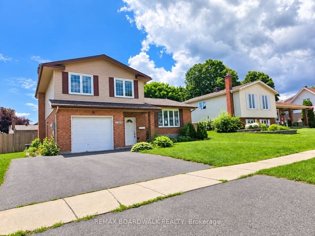 Detached at 1369 Lochiel Street, Cornwall, ON K6H 6N5