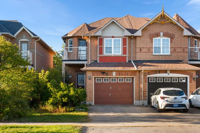 Semi-Detached at 68 Nantucket Drive Main, Richmond Hill, ON L4E 3V9