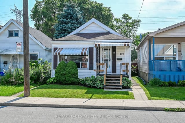 Detached at 220 Paling Avenue, Hamilton, ON L8H 5J7