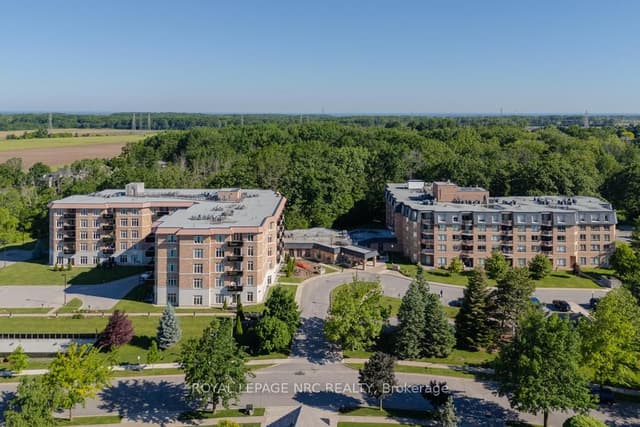 Condo Apartment at 8111 Forest Glen Drive 220, Niagara Falls, ON L2H 2Y7