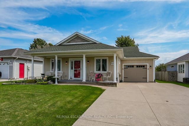 Detached at 3033 Townline Road 518, Fort Erie, ON L0S 1S1