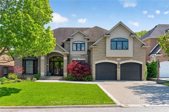 Detached at 120 JEROME PARK Drive, Hamilton, ON L9H 6H3