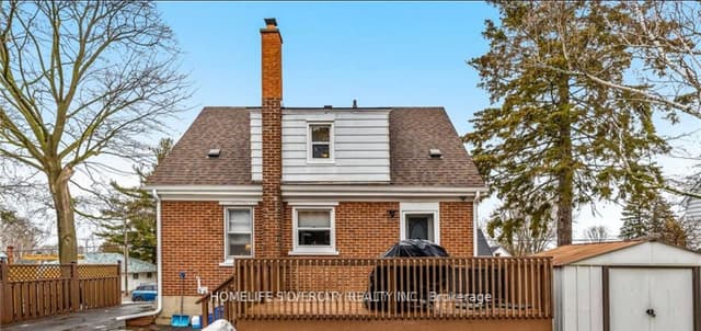 Detached at 327 Victoria Avenue, Belleville, ON K8N 2E2