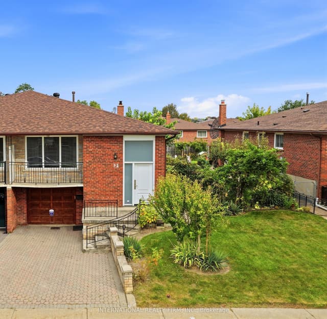 Semi-Detached at 92 Andrew Park, Vaughan, ON L4L 1E9